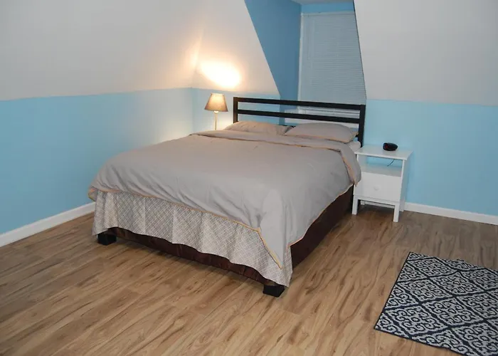 Newly Remodeled In Friendship/ Shadyside