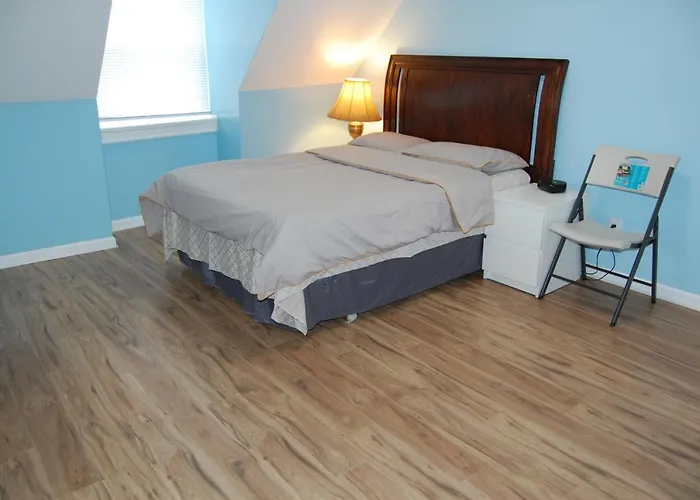 Apartment Newly Remodeled In Friendship/ Shadyside *